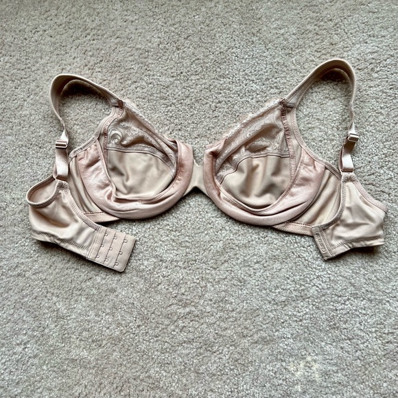 Glamorise Low Cut WonderWire Lace Bra - Picture 4 of 5